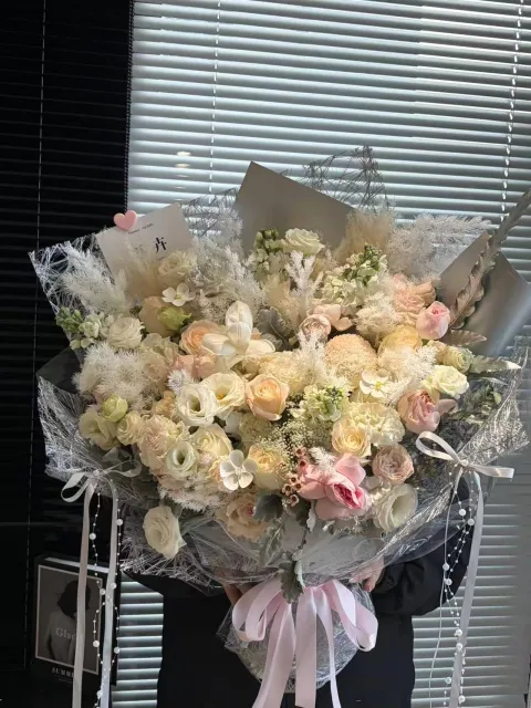 【檐下暖簇】