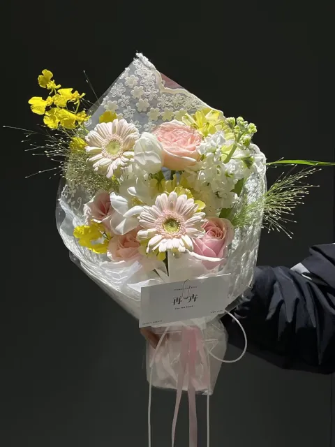 【金粉花事】