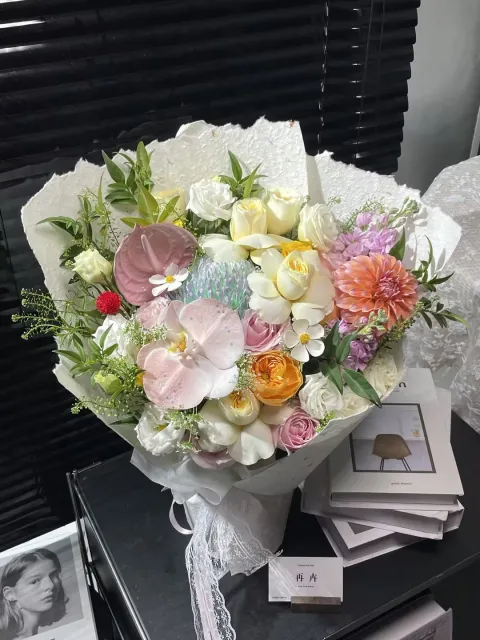 【花赴野】