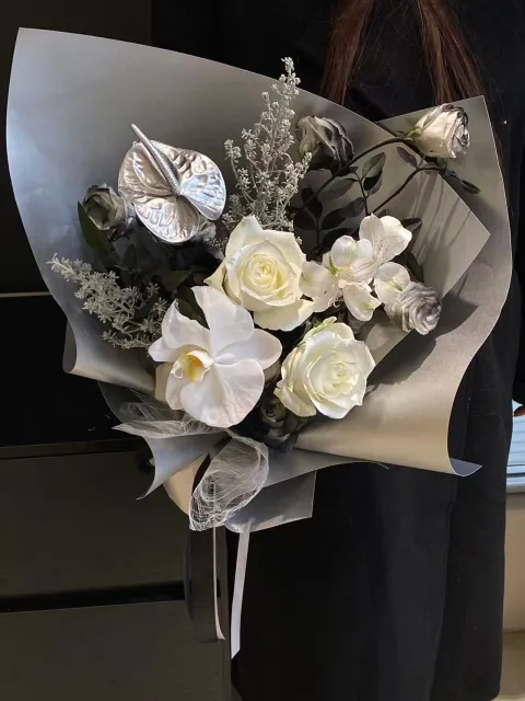 【月下白蝶】
