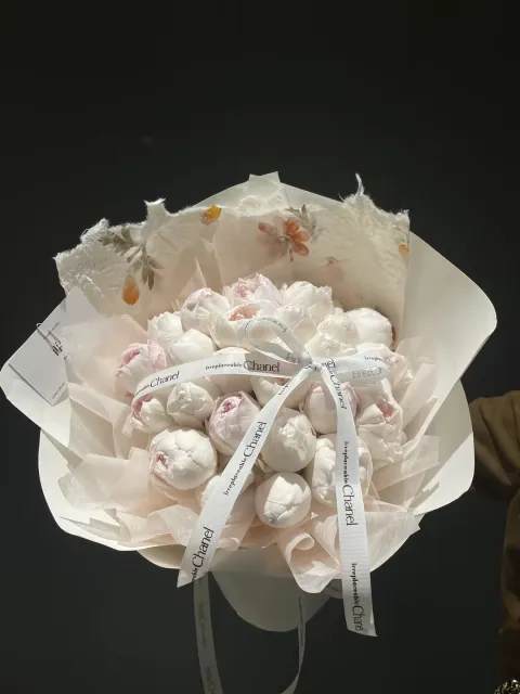 【粉荔奶冻】