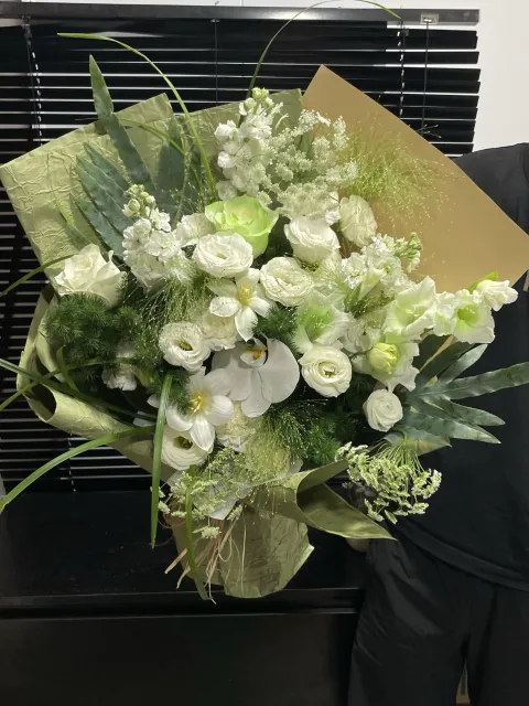 【雾里青栀】